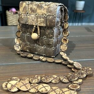 Coconut crossbody/shoulder bag